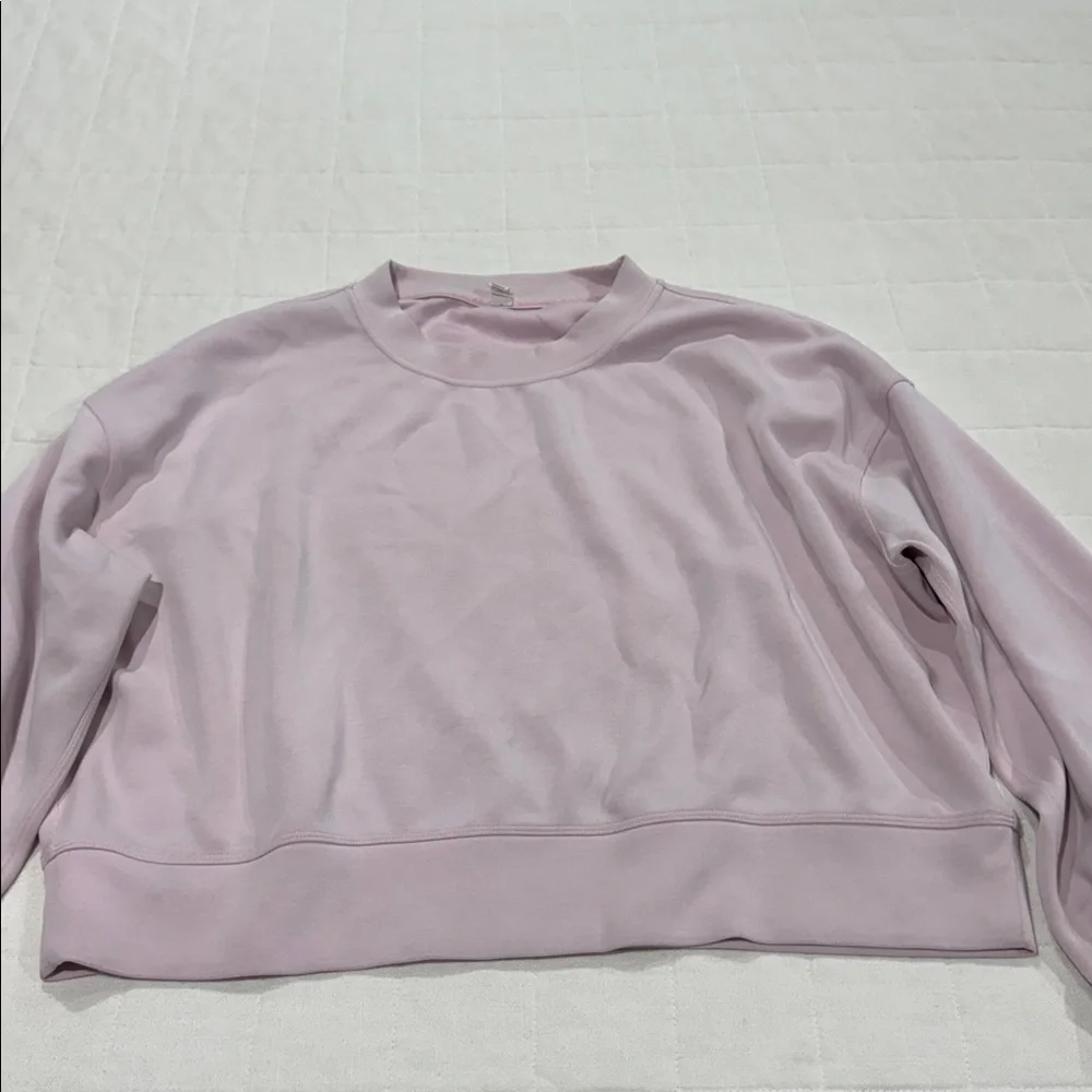 Lululemon Softstreme Cropped Crew